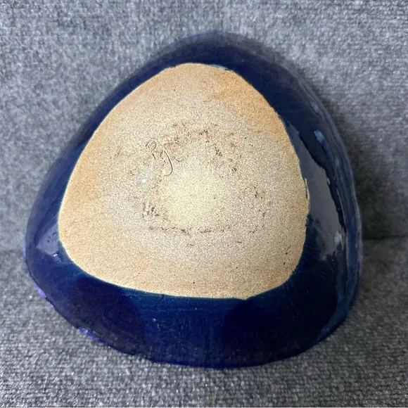 Vintage pottery bowl drip glaze cobalt purple angular centerpiece fruit 10x10x4 - Picture 6 of 10